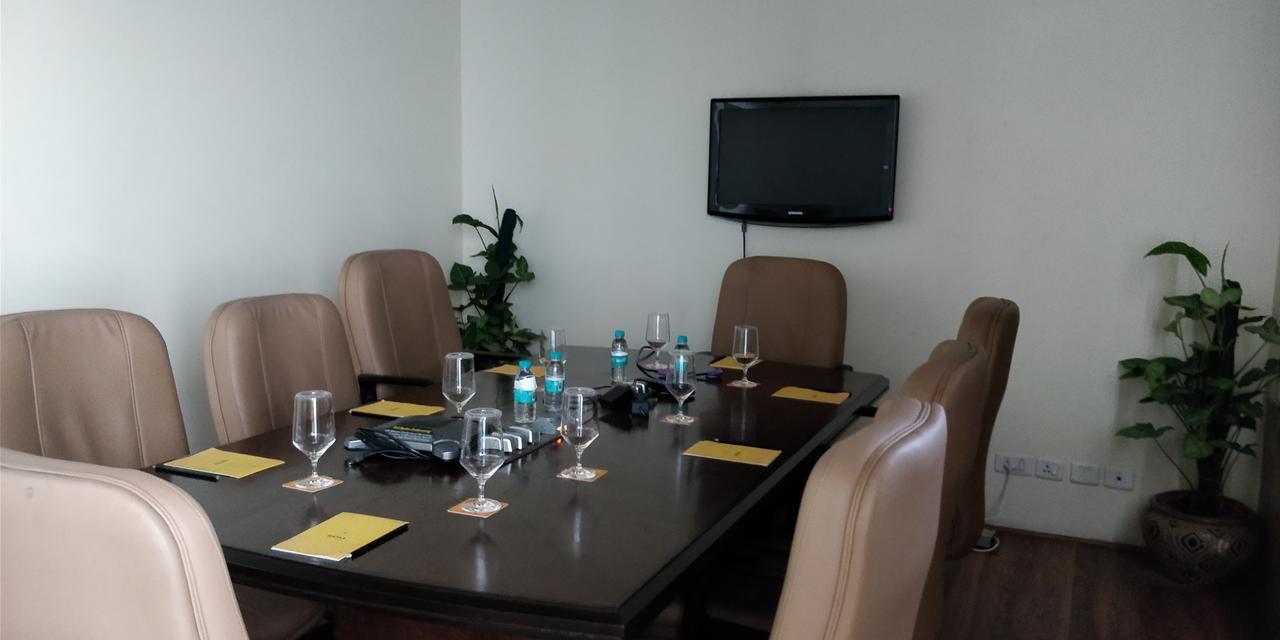 Hotel The Suryaa